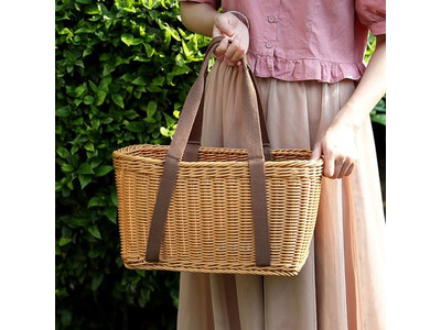 कंबल के साथ बिकनिक टोकरी छोटी पिकनिक उपहार हस्तनिर्मित लकड़ी चिप बैकपैक किट